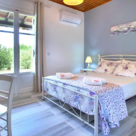 Apartment Marilenas House Astrakeri